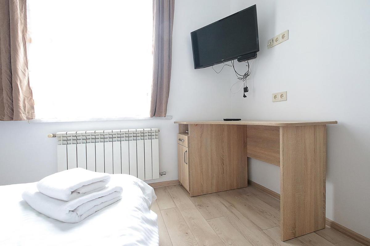 Buk Apartments On Doroshenka 29 Λβιβ Εξωτερικό φωτογραφία