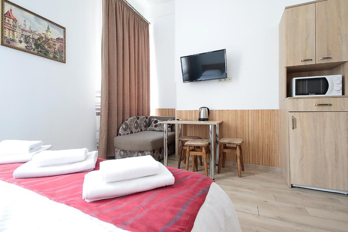 Buk Apartments On Doroshenka 29 Λβιβ Εξωτερικό φωτογραφία