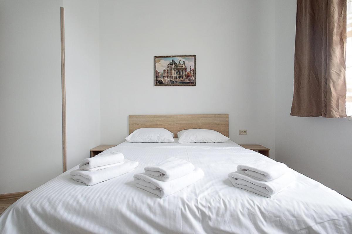 Buk Apartments On Doroshenka 29 Λβιβ Εξωτερικό φωτογραφία