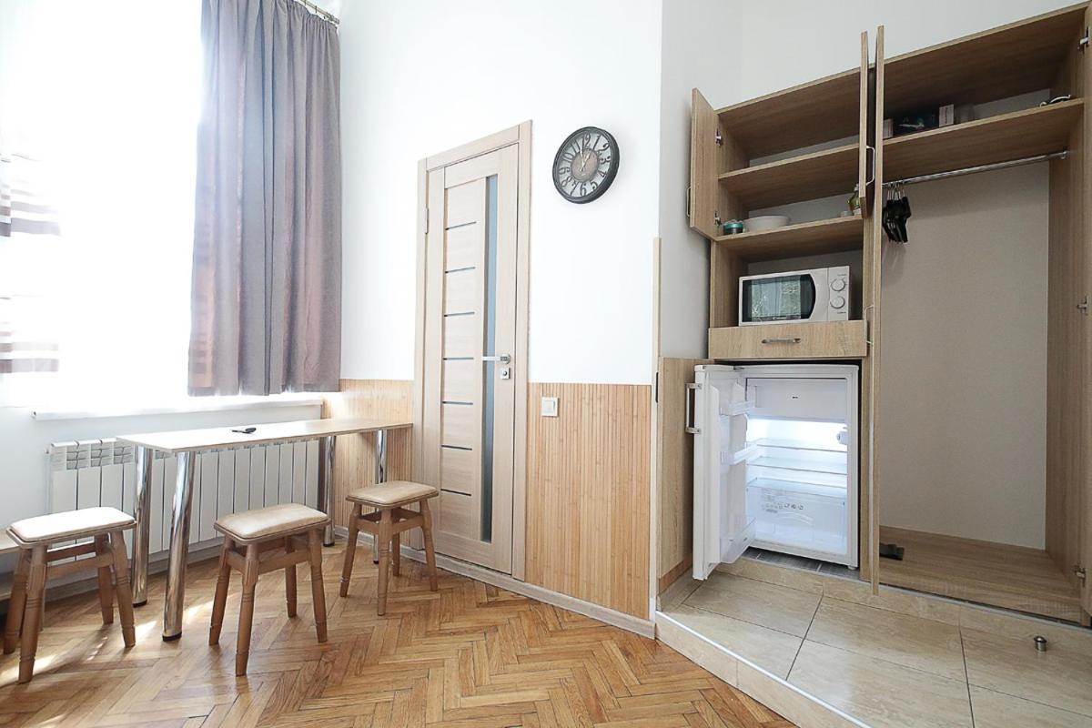 Buk Apartments On Doroshenka 29 Λβιβ Εξωτερικό φωτογραφία
