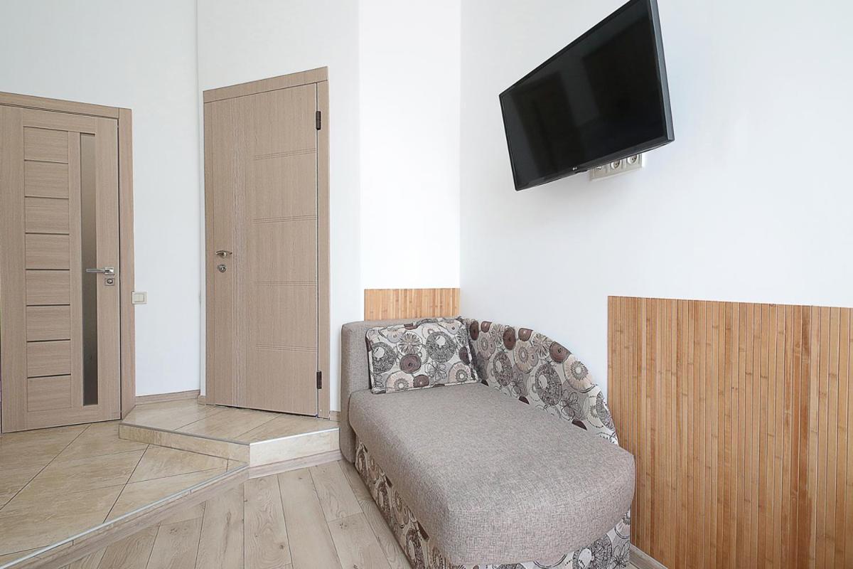 Buk Apartments On Doroshenka 29 Λβιβ Εξωτερικό φωτογραφία