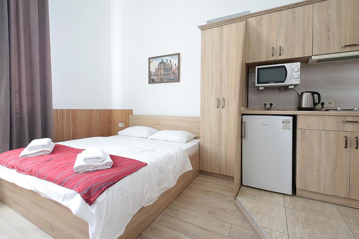 Buk Apartments On Doroshenka 29 Λβιβ Εξωτερικό φωτογραφία