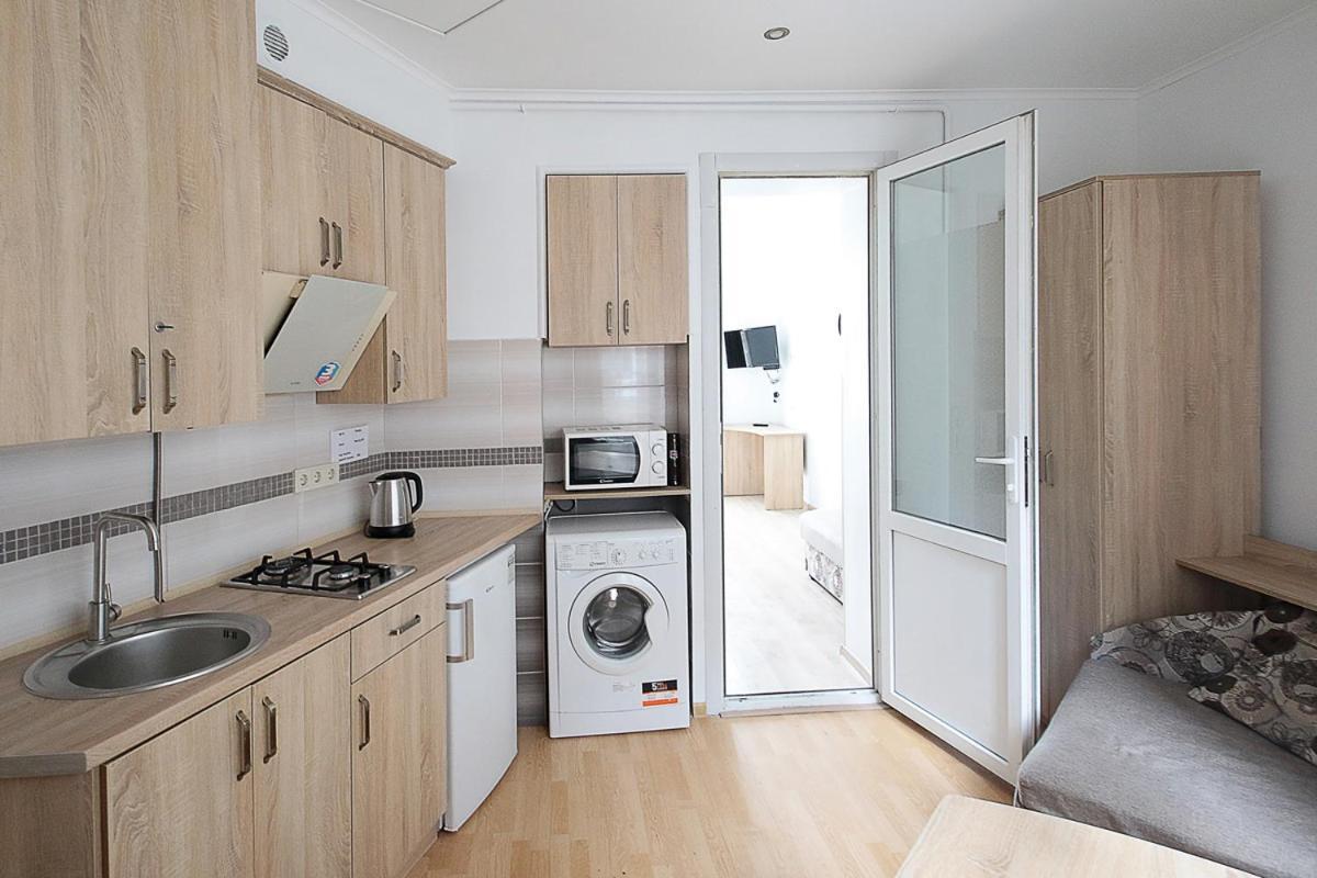 Buk Apartments On Doroshenka 29 Λβιβ Εξωτερικό φωτογραφία