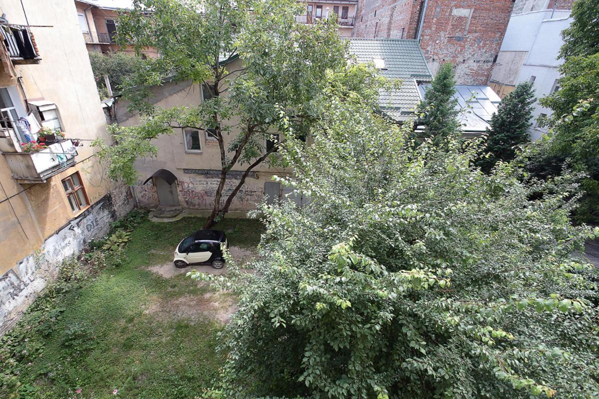 Buk Apartments On Doroshenka 29 Λβιβ Εξωτερικό φωτογραφία